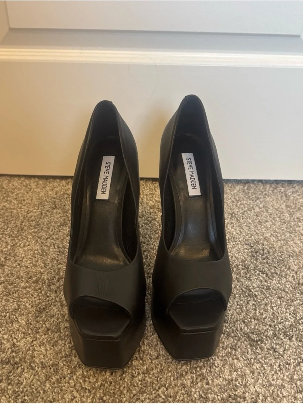 Steve Madden Black Platform Peep-Toe Pumps